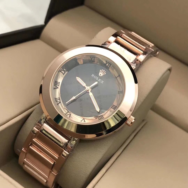 ブランド時計背面デザイン